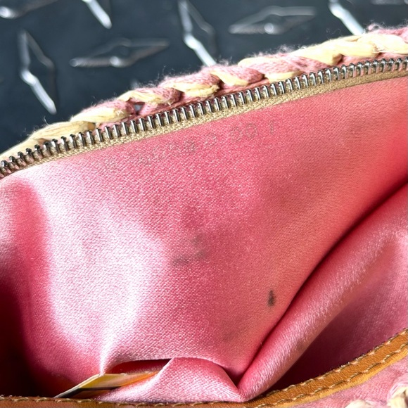 Fendi Vintage 2000 Leather Trimmed Raffia Baguette Bag in Pink - Picture 12 of 14
